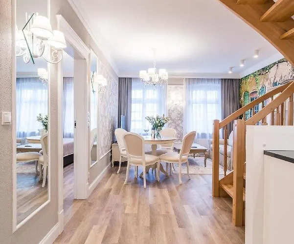 Luxury - Old Town - Rynek アパート *